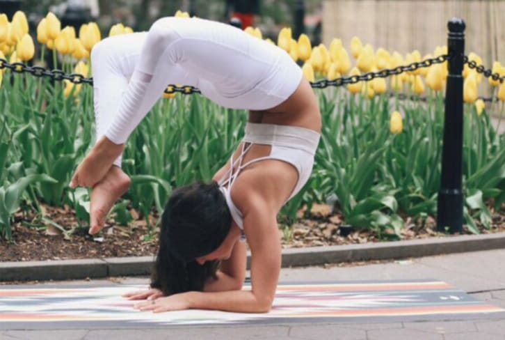 5 Ways Getting Upside Down Every Day Benefits Your Mental & Physical Health