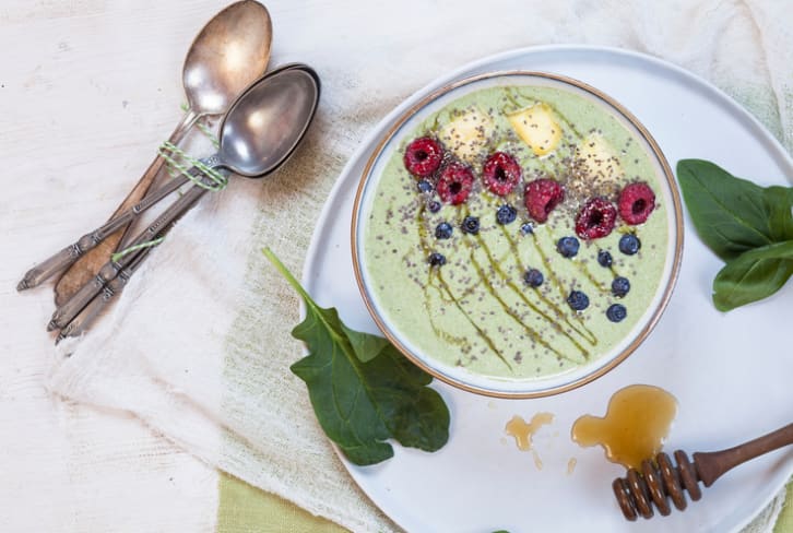 A Fail-Proof Formula To Make The Perfect Superfood Breakfast Bowl + Recipe