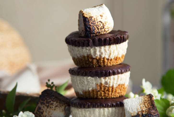 Creative Vegan Ways To Celebrate National S'Mores Day