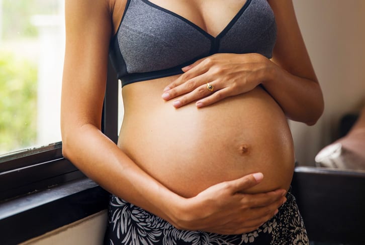 Get Your Body Ready For Pregnancy (Now Or Later In Life) With This Hormone-Expert-Approved Checklist