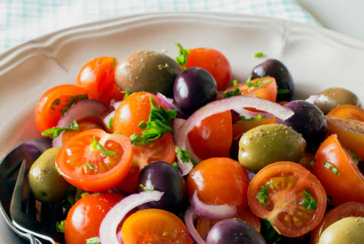 6 Delicious Ways To Eat More Like A Mediterranean