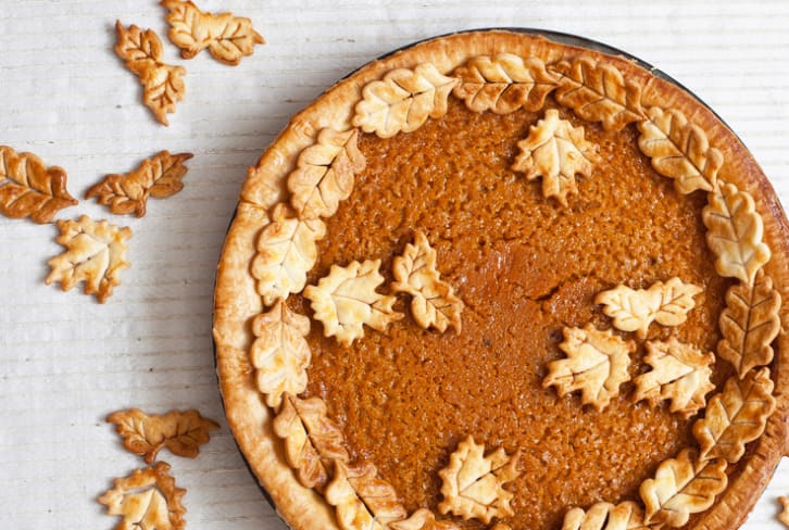 How To Make A Pumpkin Pie Healthy Enough To Eat For Breakfast (Plus, It's Vegan & Gluten-Free!)