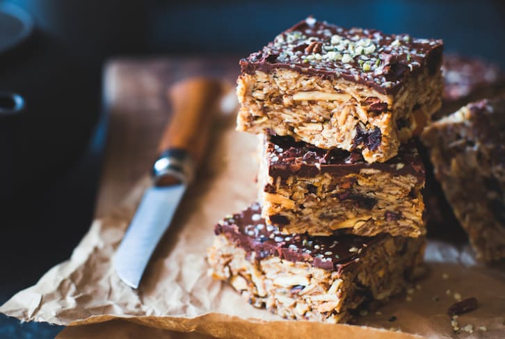 These Cherry + Chocolate Oat Bars Are The Perfect Dessert/Breakfast Hybrid