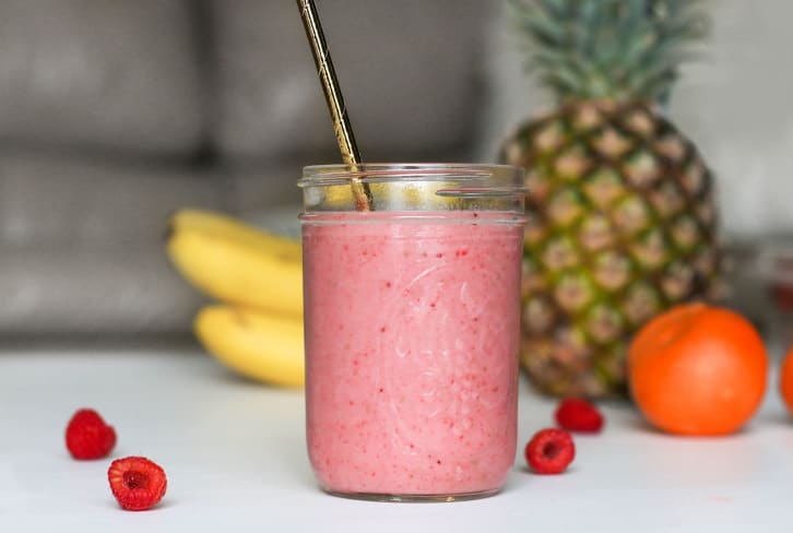 5 Nutrient-Dense Smoothie Recipes We'll Be Drinking Today & All Year
