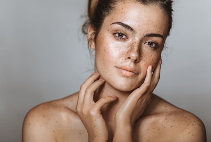 Are AHAs Or BHAs Better For Aging Skin? Here's What Derms Say