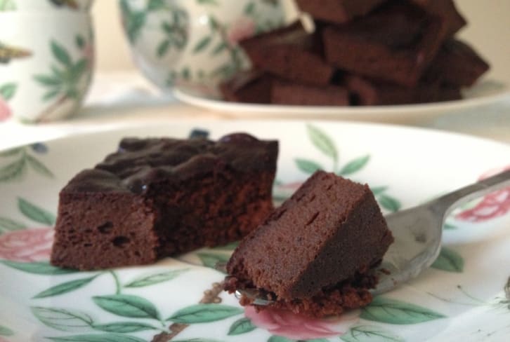 Gluten-Free Desserts: A Protein-Packed Beetroot Brownie Recipe