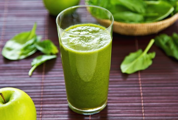 A Green Smoothie That Beats Any Cleanse