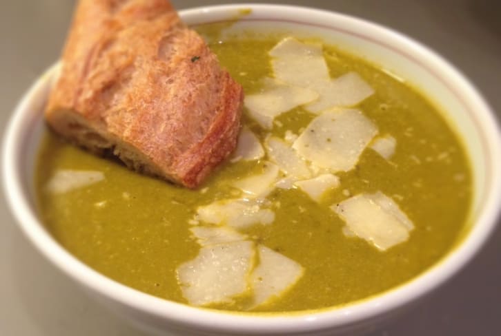Holy Detox! Kale & Swiss Chard Soup (Recipe)