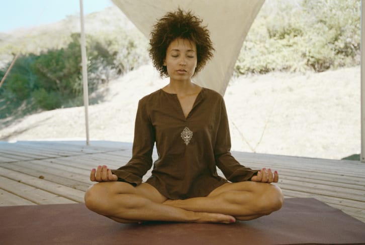 A Simple Breathing Technique To Reduce Stress In Minutes (Video)
