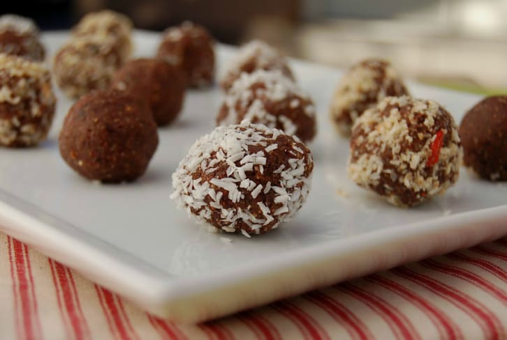 Raw Cacao Almond Truffles With Superfoods