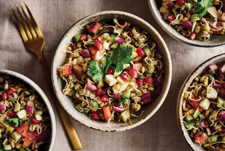 This Mumbai-Inspired Sprouted Salad Is Rich In Gut-Healthy Fiber