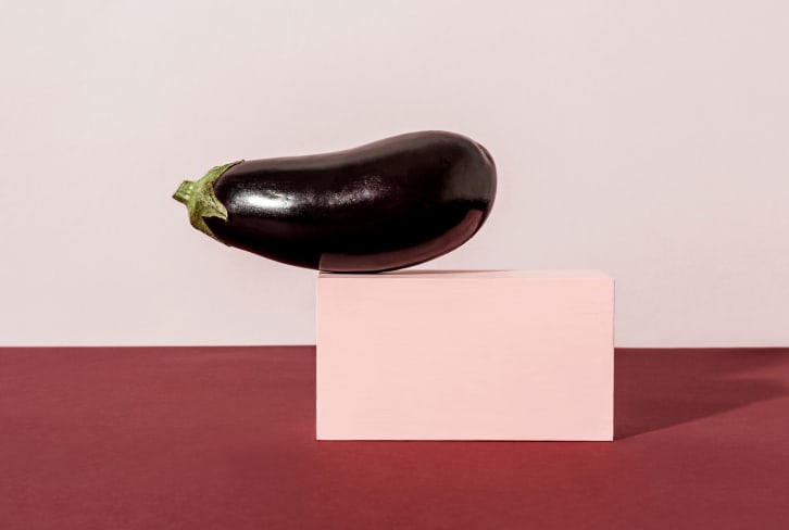 Can This Bizarre Myth About Eggplants Help You Pick The Best-Tasting One?