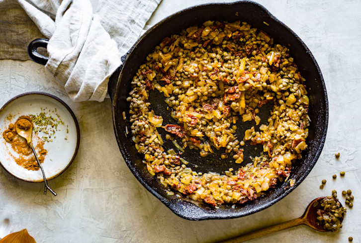 The 11 Best Healthy Cast-Iron Skillet Recipes On The Internet