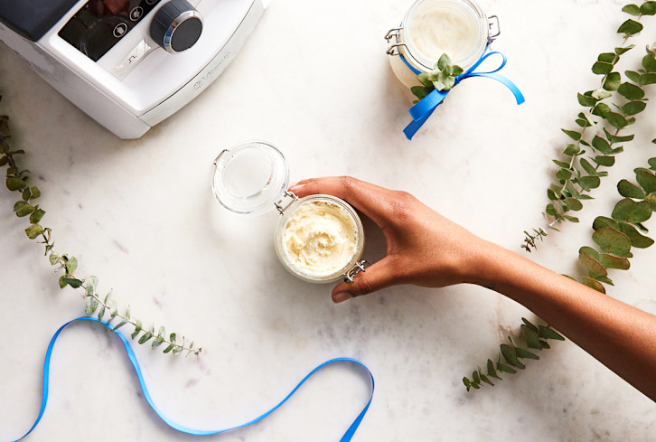 Read article: A Simple DIY Mother's Day Gift That Feels Luxurious & Thoughtful