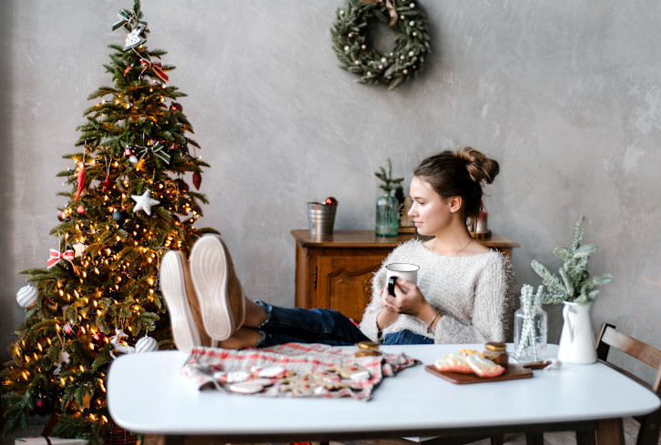 How To Have A Calm & Relaxing Holiday Season Staycation
