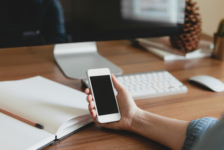 How Facebook Helped Me Recover From An Eating Disorder