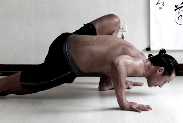 17 Ways To Make Sure You're Stretching The Right Way