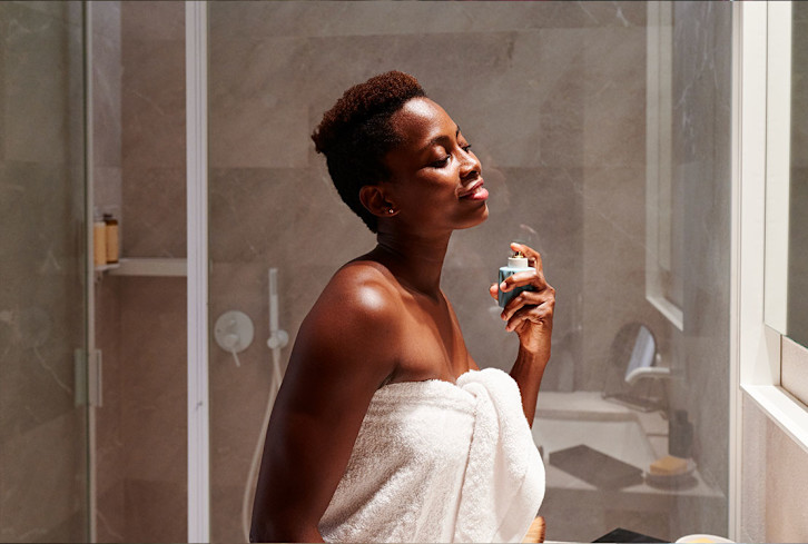 I'm A Perfume Artist & Professional Nose: These Hacks Make You Smell Delectable