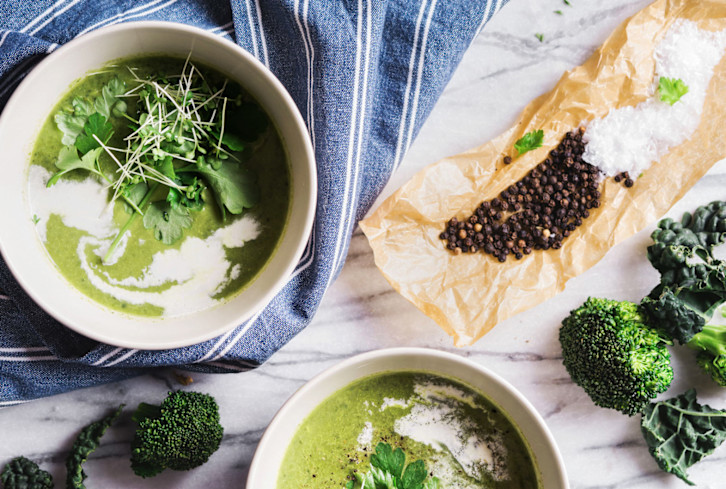 This Zucchini-Garlic Soup Is Detoxifying & Immune-Boosting