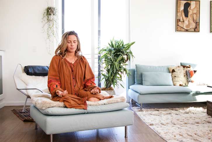7 Expert-Backed Tips To Bring Your Beauty Regimen Back To Nature