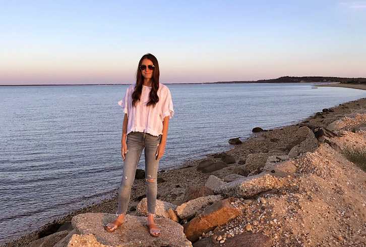 Feeling Burnt Out? 6 Ways To Treat Yourself Right Now