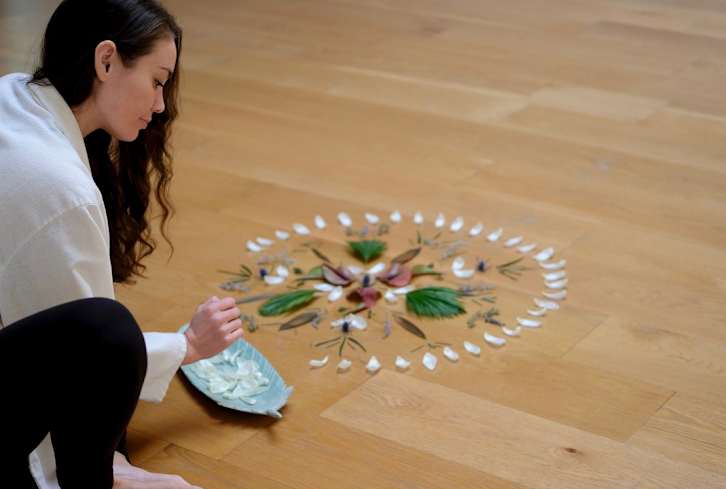 The Ultimate Ritual For Balance, According To A Meditation Expert
