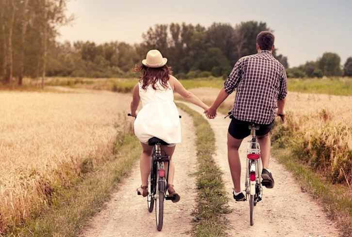 10 Ways To Get Your Partner To Listen (That Don’t Involve Yelling)