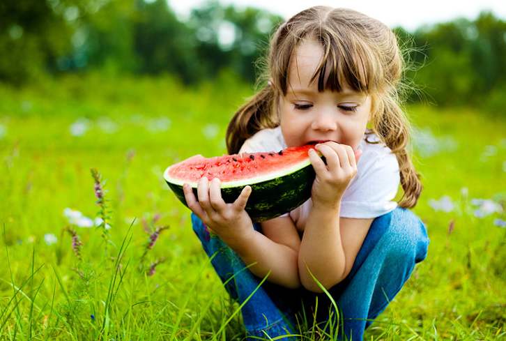 6 Kid-Friendly Summer Snacks That Take 5 Minutes To Make