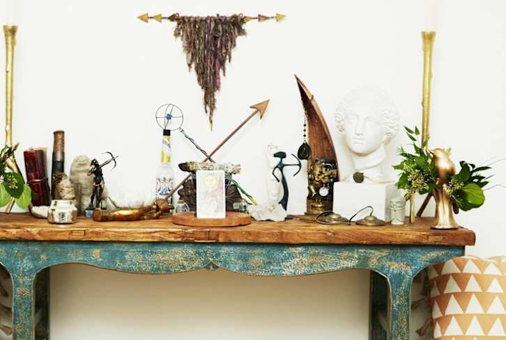 10 Steps To Create Your Own Altar