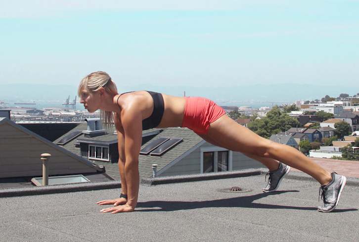 Get Strong Arms Fast With These 5 Equipment-Free Moves