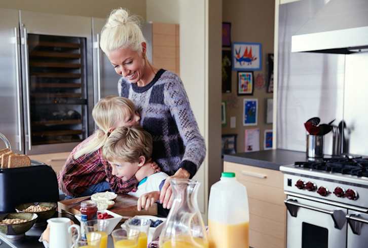 I'm A Busy Working Mom With 5 Kids. Here's How I Fit Wellness Into My Life