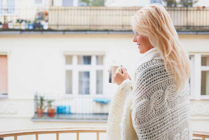 4 Natural Remedies Parisian Women Swear By For Spring Colds
