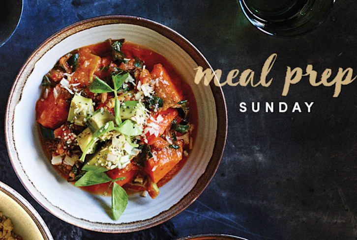 Meal Prep Sunday: An Alkalizing Soup To Supercharge Your Immunity + 5 Minute Tweaks For 4 Days Of New Meals