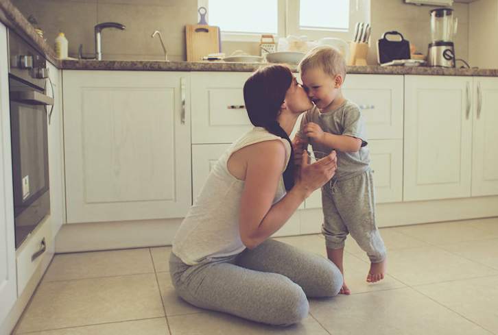 10 Top Tips To Reduce Your Family's Exposure To Toxins In The Kitchen