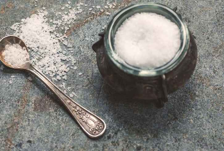 7 All-Natural Tricks To Look Younger