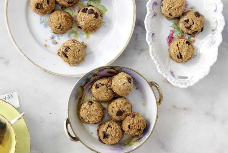 The Vegan + Kosher Chocolate Chip Cookies That Will Win Passover