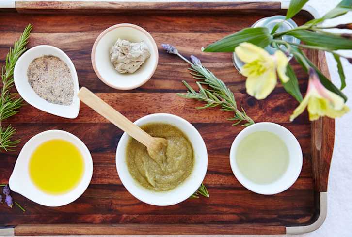 The 4 Oils You Need For Inner And Outer Beauty: A Nutritionist Explains