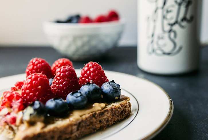 6 Quick Clean-Eating Snack Ideas To Boost Your Energy