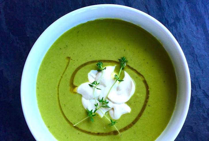 15-Minute Meal: Summer Pea Soup