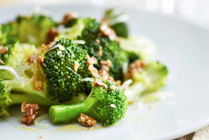 This Plant-Based, Protein-Packed Dinner Takes Less Than 10 Minutes To Make