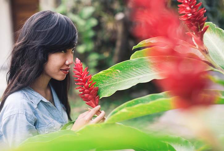 3 Natural Scents Guaranteed To Make You Happy Right Now
