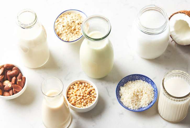 How To Make Your Own Nut Milk In Under 5 Minutes (No Soaking Necessary)
