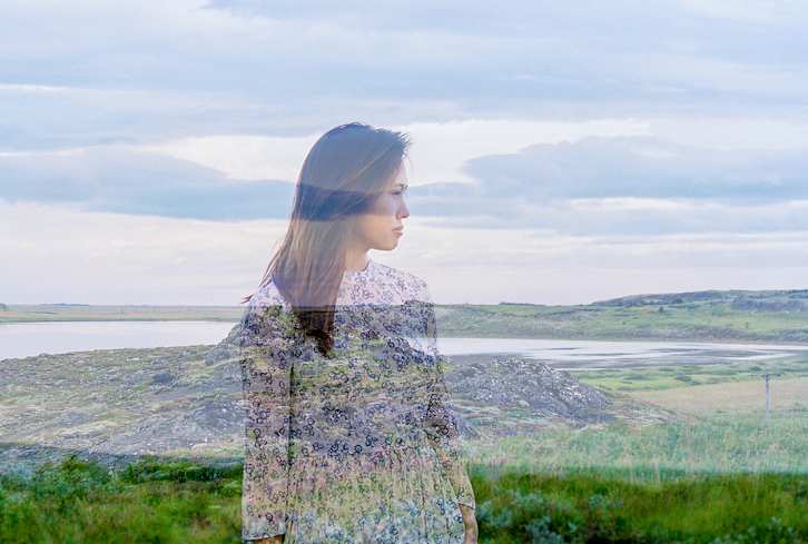 The Brain Has A Negativity Bias. Here's How To Be Happy Anyway