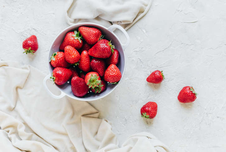 The Genius 5-Second Trick That Will Keep Your Berries Fresh For Weeks