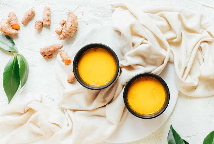 This Turmeric-Infused Oil Is Flavorful & Anti-Inflammatory