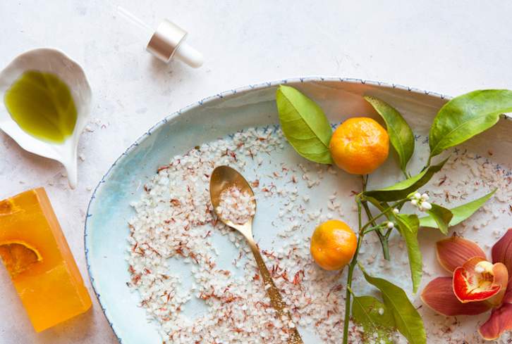 5 Essential Oils You Should Never Board A Plane, Train, Or Automobile Without