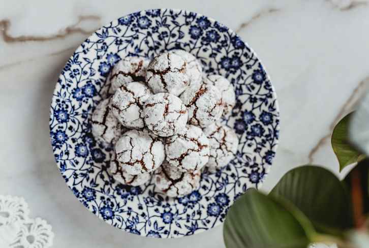 15 Vegan Cookies To Make This Holiday Season