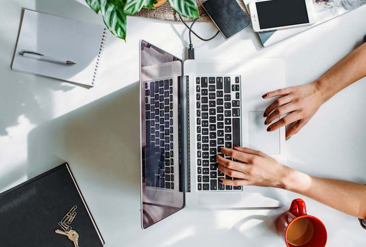 6 Ways To Deal When Work Gives You Anxiety