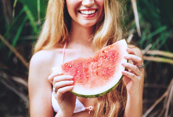 Have Acid Reflux? Here's Exactly What To Eat (And Avoid)