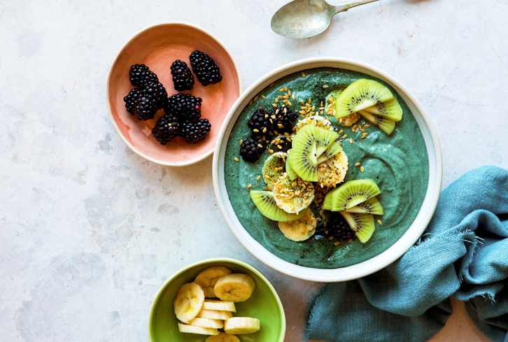 The Weird, Gut-Healing Ingredient This Nutritionist Puts In Her Smoothies Daily